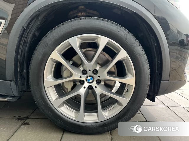 BMW X5 (imported) 2020 Черный из Китая