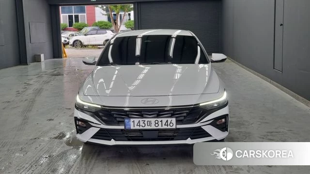 Hyundai The New Avante (CN7) 2024 Белый из Кореи