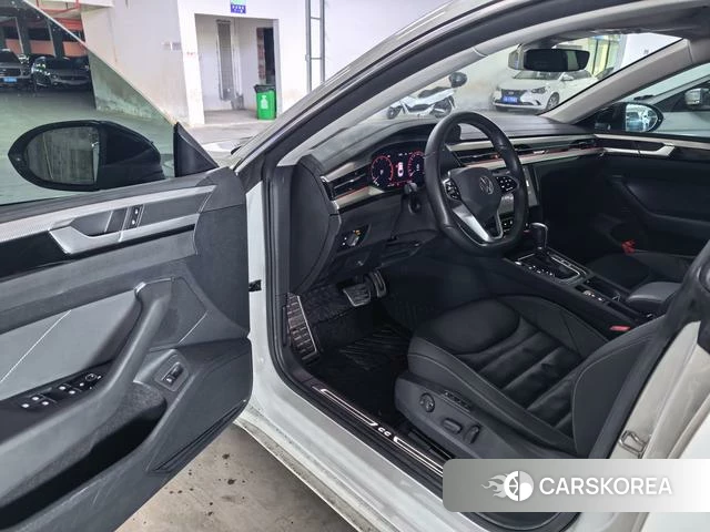 Volkswagen CC 2021 Белый из Китая