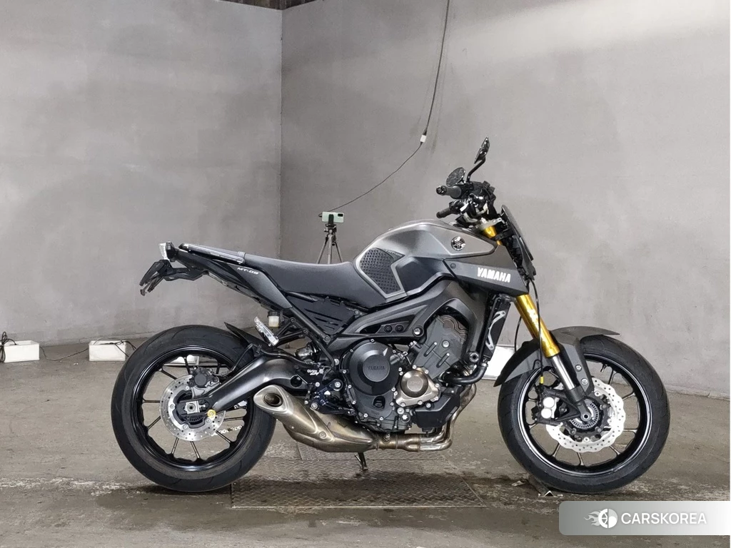 Проданный Yamaha MT-09 2014 из Японии