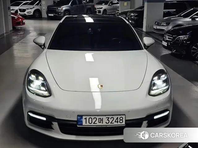 Porsche Panamera (971) 2018 Белый из Кореи