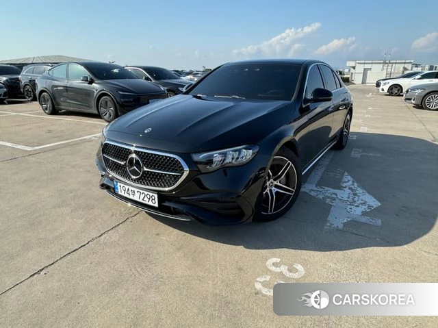 Mercedes-Benz E-Class W214 2026 Черный из Кореи