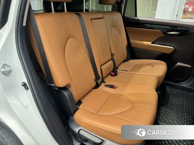 Toyota Highlander 2022 Белый из Китая