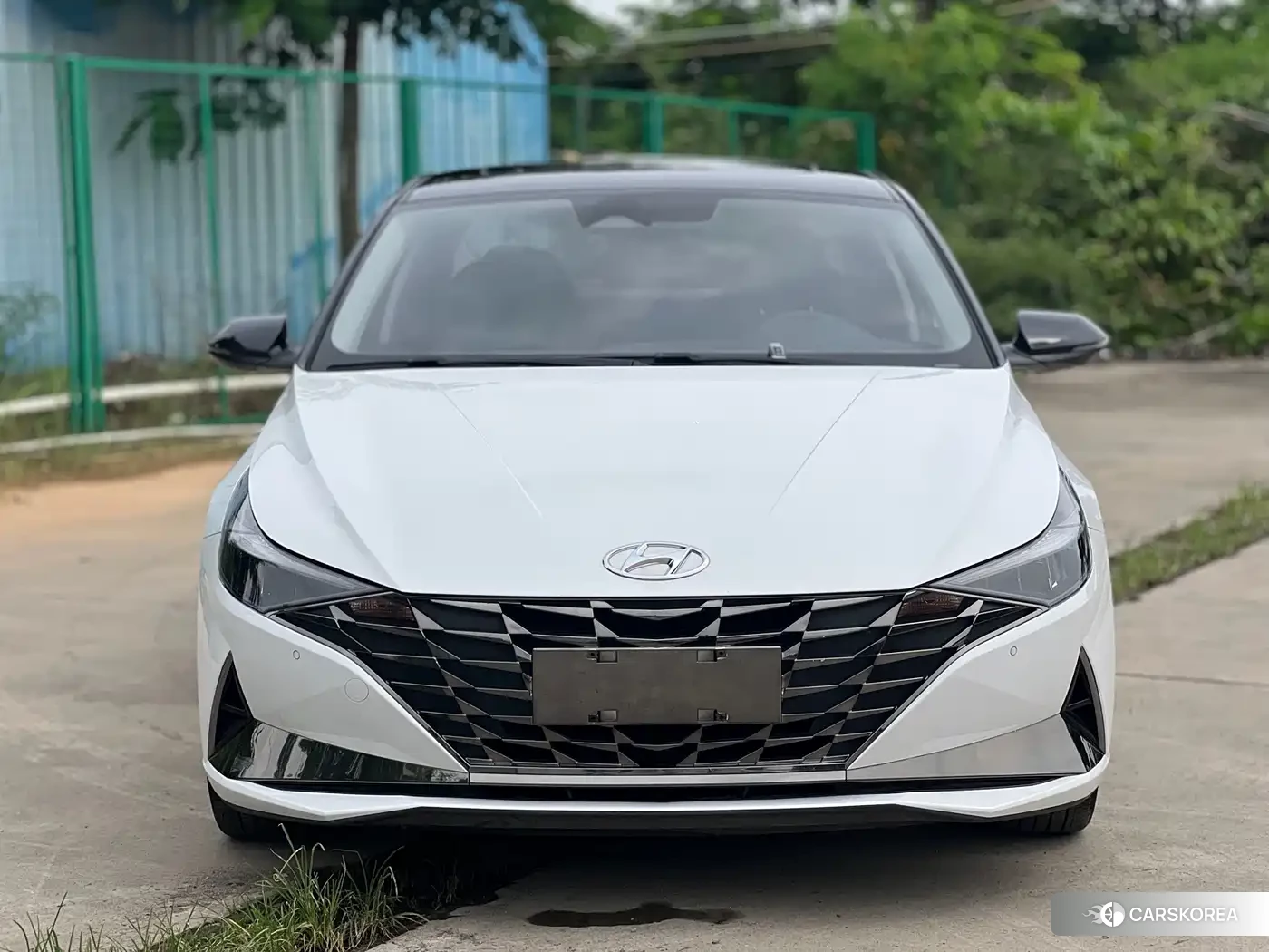 Hyundai Elantra 2021 Белый из Китая, фото 2