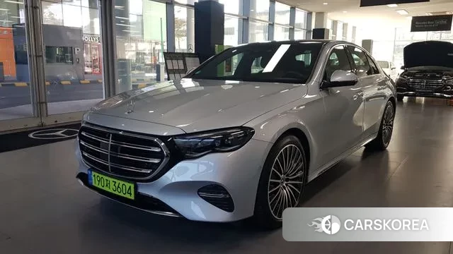 Mercedes-Benz E-Class W214 2024 Серебряный из Кореи