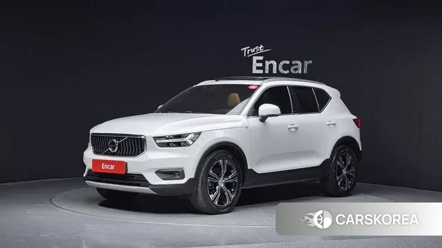 Volvo XC40 2018 Белый из Кореи