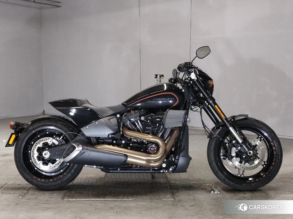 Проданный Harley-Davidson Softail FXDRS1870 114 2019 из Японии
