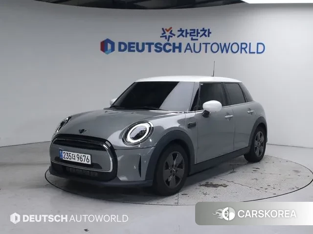 Mini Cooper 2022 Серебристо-серый из Кореи
