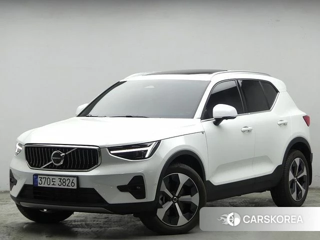 Volvo XC40 2024 Белый из Кореи