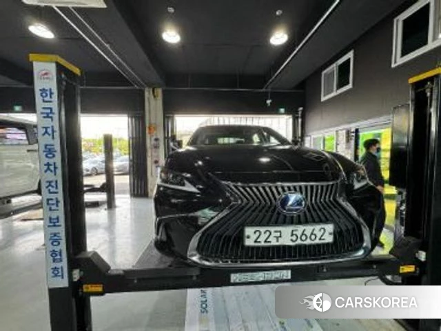 Lexus ES300h 7th generation 2018 Черный из Кореи