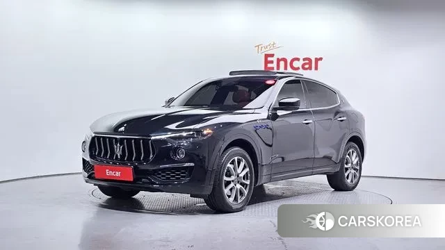 Maserati Levante 2022 Черный из Кореи
