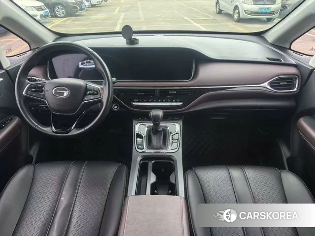 GAC Trumpchi Trumpchi M6 2023 Черный из Китая