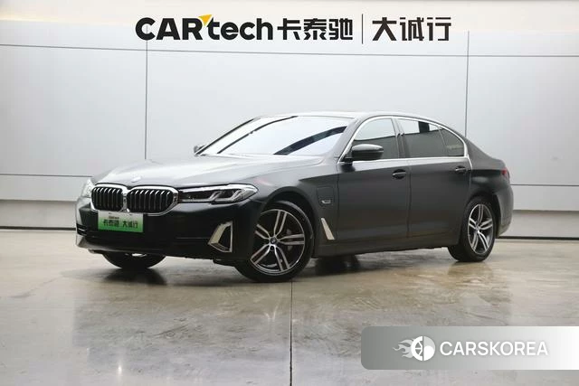 BMW 5 series PHEV 2023 Черный из Китая