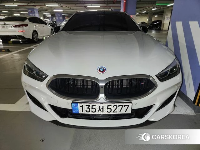 BMW 8 Series (G15) 2022 Белый из Кореи