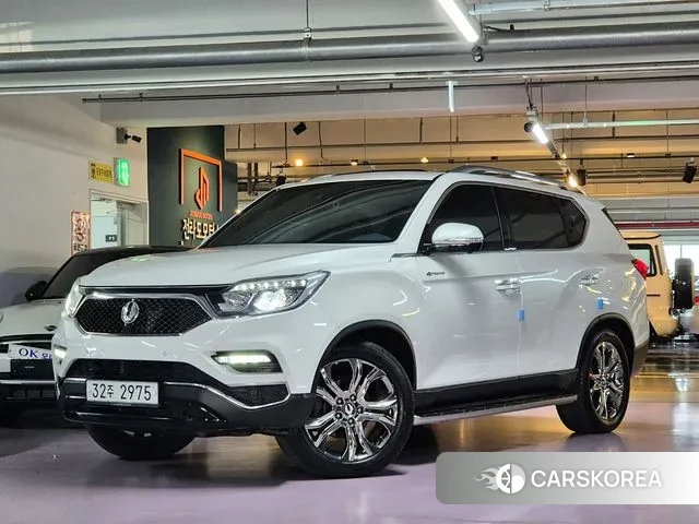 Ssangyong G4 Rexton 2019 Белый из Кореи