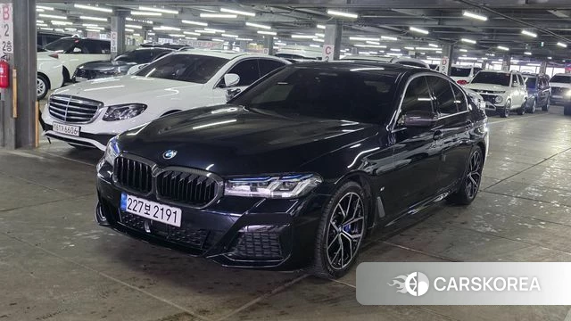 BMW 5 Series (G30) 2022 Черный из Кореи