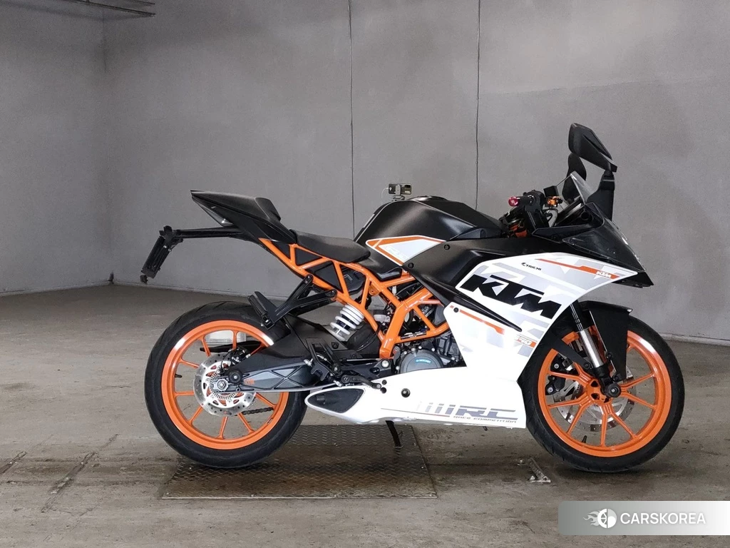 Проданный KTM RC 390 2016 из Японии, фото 2