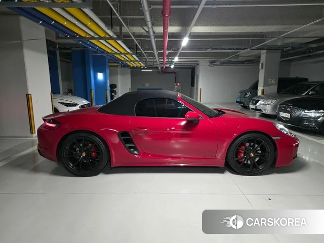 Porsche 718 Boxster 2018 Красный из Кореи