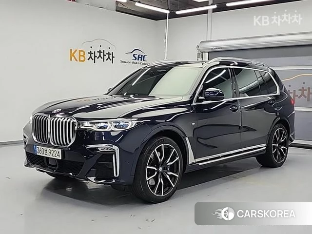 BMW X7 (G07) 2021 Черный из Кореи