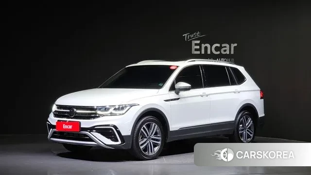 Volkswagen Tiguan Allspace 2023 Белый из Кореи