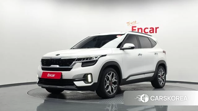 Kia Seltos 2021 Белый из Кореи
