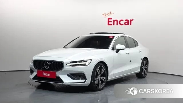 Volvo S60 3rd generation 2021 Белый из Кореи