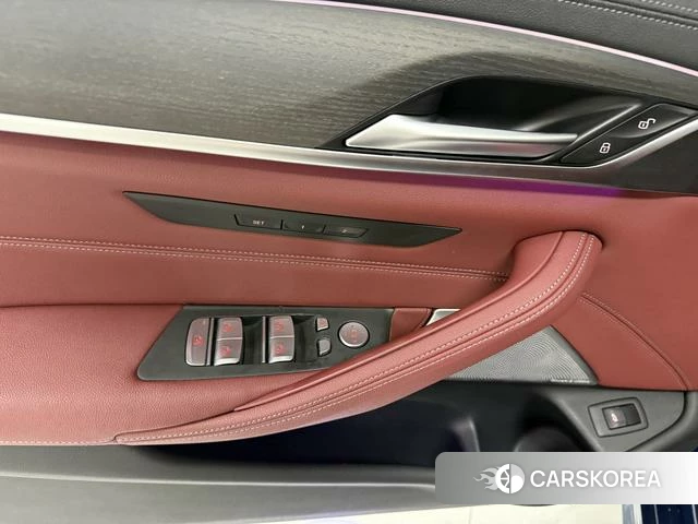 BMW 5 series 2021 Синий из Китая