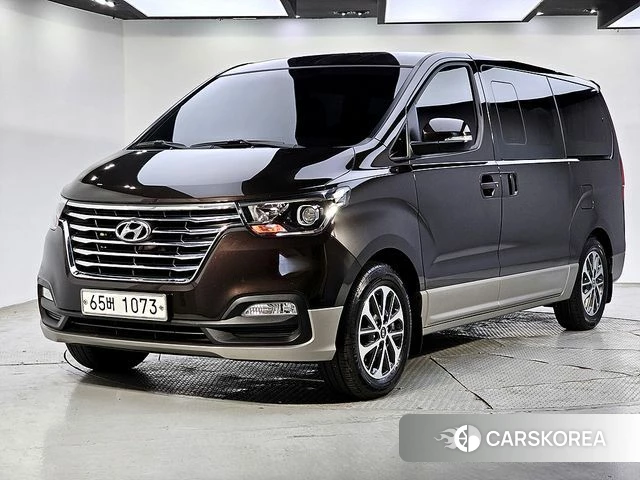 Hyundai The New Grand Starex 2018 Коричневый двухцветный из Кореи