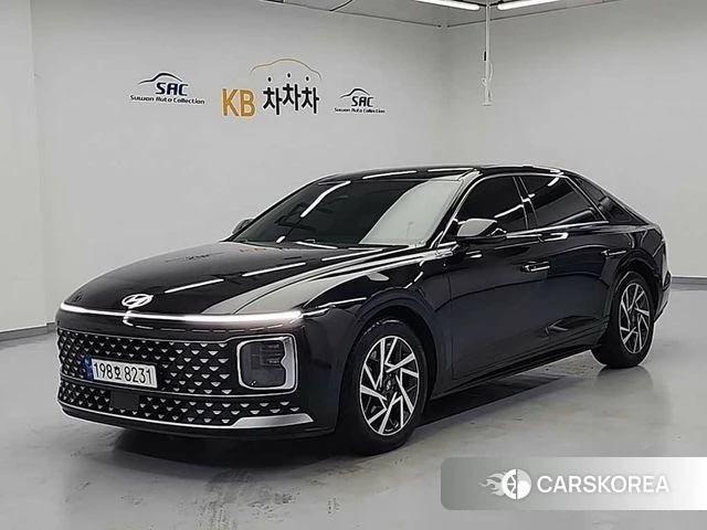 Hyundai Grandeur (GN7) 2023 Черный из Кореи