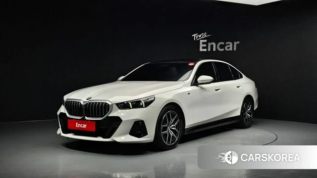 BMW 5 Series (G60) 2024 Белый из Кореи