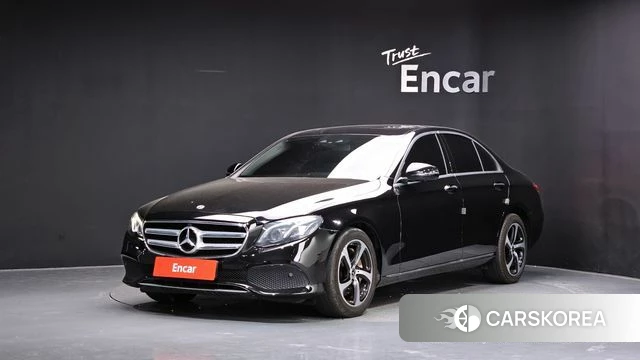 Mercedes-Benz E-Class W213 2018 Черный из Кореи