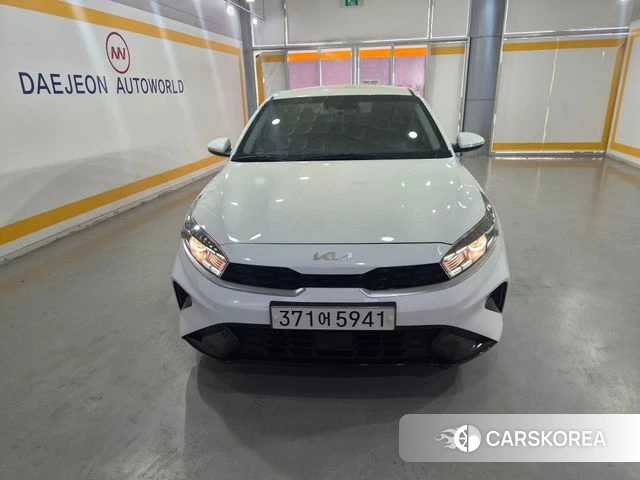 Kia The New K3 2nd generation 2022 Белый из Кореи