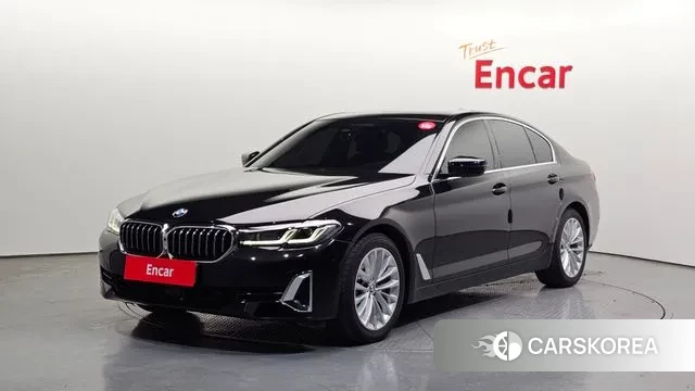 BMW 5 Series (G30) 2021 Черный из Кореи