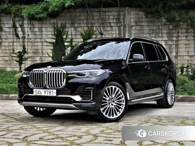BMW X7 (G07) 2019 Черный из Кореи