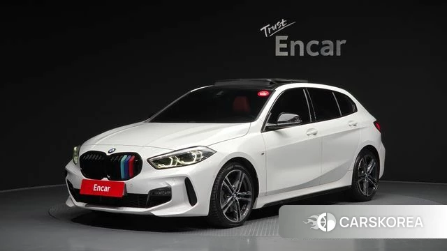 BMW 1 Series (F40) 2022 Белый из Кореи