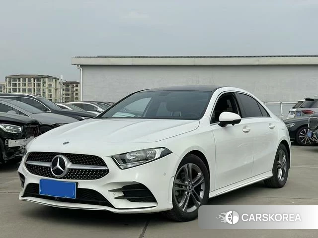 Mercedes-Benz Class A 2020 Белый из Китая