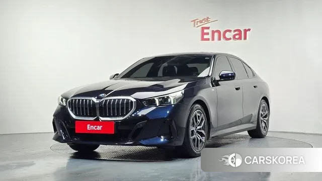 BMW 5 Series (G60) 2025 Черный из Кореи