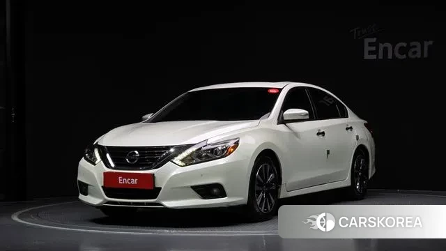 Nissan Altima 2018 Белый из Кореи