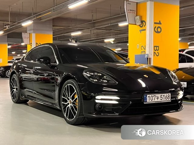 Porsche Panamera (971) 2021 Черный из Кореи