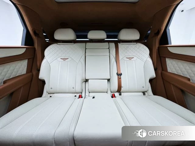 Bentley Tim Yue 2024 Шампань из Китая