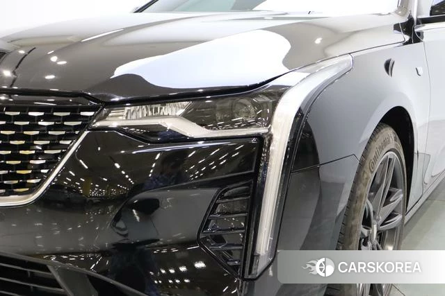 Cadillac CT4 2022 Черный из Китая