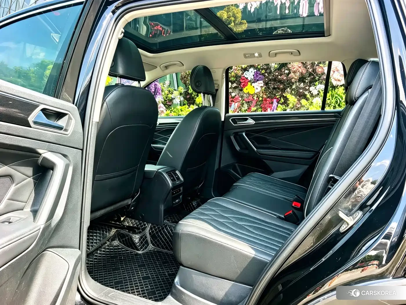 Volkswagen Tiguan L 2021 Черный из Китая