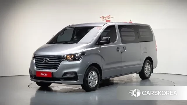 Hyundai The New Grand Starex 2019 Серебристо-серый из Кореи