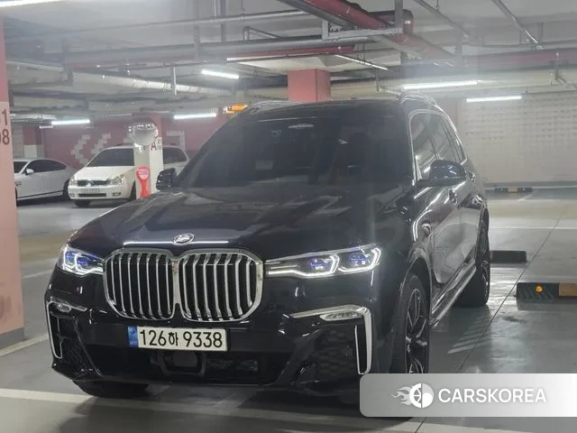 BMW X7 (G07) 2022 Черный из Кореи