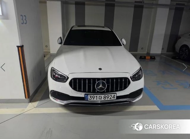 Mercedes-Benz E-Class W213 2021 Белый из Кореи