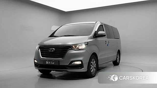 Hyundai The New Grand Starex 2018 Серебристо-серый из Кореи