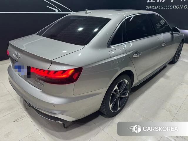 Audi A4L 2023 Серебристо-серый из Китая