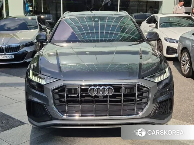 Audi Q8 (4M) 2021 Серый из Кореи