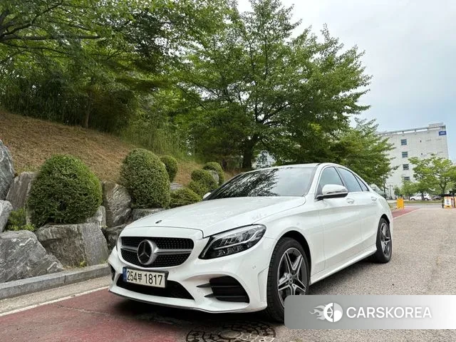 Mercedes-Benz C-Class W205 2021 Белый из Кореи