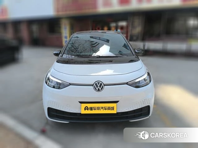 Volkswagen ID.3 2025 Белый из Китая